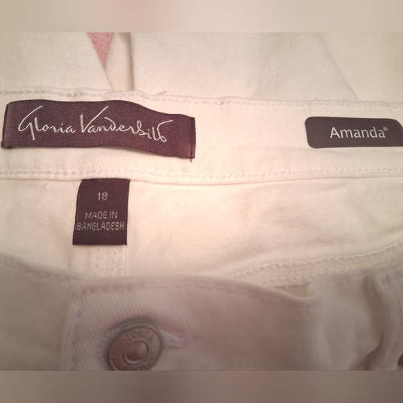 Gloria Vanderbilt High Rise 5 Pocket "Swan" Capri Jeans. Size 18 Plus Size - Picture 8 of 9